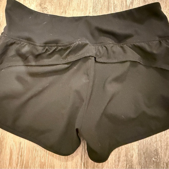 Women's Zyia Active Black Shorts - Picture 3 of 4